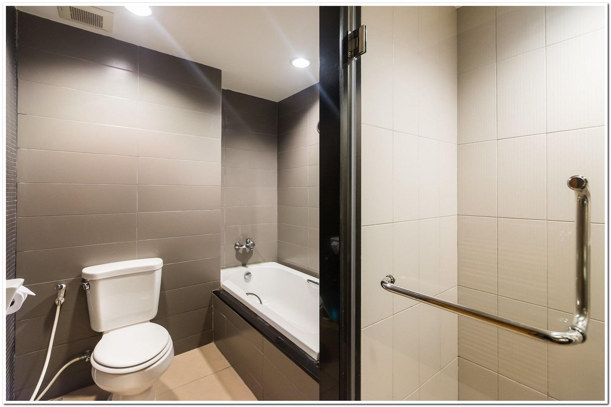 Sea Me Spring Tree Hotel (Adults Only) Pattaya Eksteriør bilde