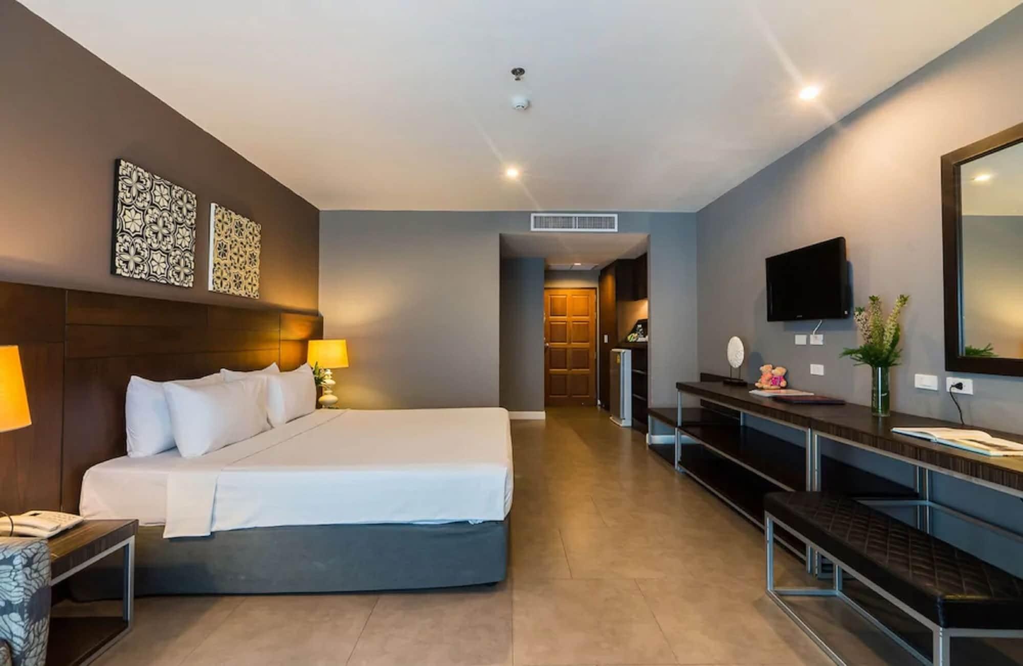 Sea Me Spring Tree Hotel (Adults Only) Pattaya Eksteriør bilde